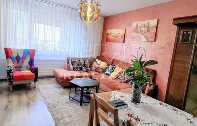Na predaj 3 izbový byt s balkónom v Topoľčanoch 61m2