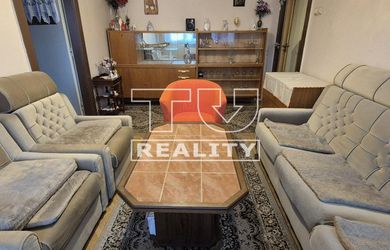 Tehlový 1,5-izbový BYT s v veľkou pivnicou, BA Nové Mesto, 53 m²