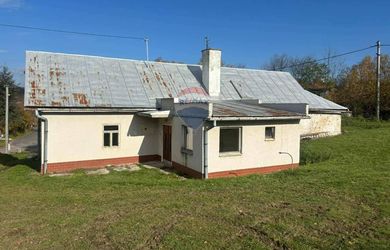 Na predaj rodinný dom / chata v tichej časti Banskej Štiavnice – Štefultov