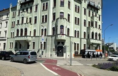 Kancelárske priestory na prenájom - od 103 m², Šafárikovo námestie