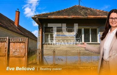 Exkluzívne na predaj vidiecky dom v Hosťovciach, pozemok 1850 m2