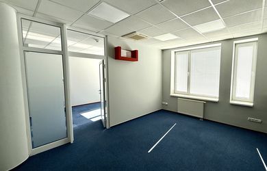 Na prenájom kancelársky priestor 44 m2 ul. Mlynská, Centrum, Staré Mesto Košice