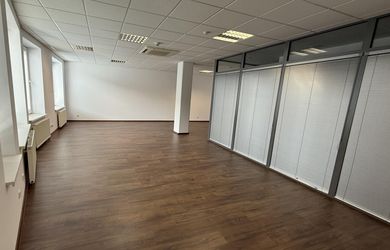 Na prenájom kancelársky priestor 60 m2 ul. Mlynská, Centrum, Staré Mesto Košice