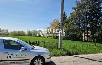 BV REAL Na predaj pozemok na rodinný dom Bystričany FM2439