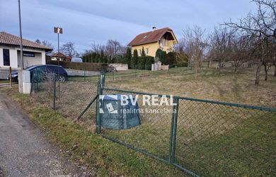 BV REAL na predaj stavebné pozemky obec Prusy FM2095