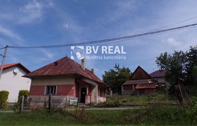 BV REAL Na predaj rodinný dom s pozemkom Horná Štubňa FM1760