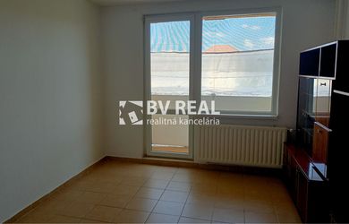 BV REAL Na predaj 2 izbový byt Žiar nad Hronom FM1714