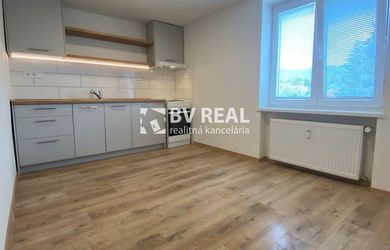BV REAL Na predaj 2 izbový byt Handlová FM2464
