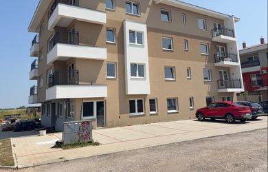 SENEC - v ponuke 3-izbový byt na prízemí so záhradkou AKCIA 199,000,-€