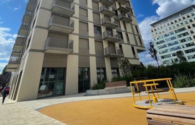 Na prenájom úplne nový, štýlovo zariadený 2-izbový byt s balkónom v prestížnej novostavbe Millhaus