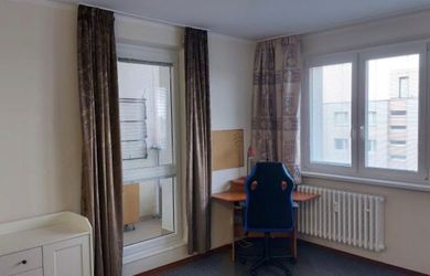 Na prenájom kompletne zariadená priestrannágarsónka