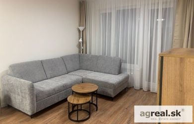 2-izbový byt v Boroch na Michala Bučiča s možnosťou 2 parkovacích miest