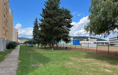 2 IZBOVÝ BYT TRENČÍN PRENÁJOM, BAVLNÁRSKA UL.
