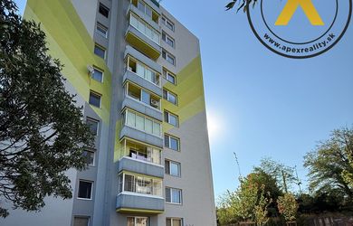 Rezervovaný_Exkluzívne v APEX reality 3i. s balkónom na ul. Závalie v Hlohovci 72 m2