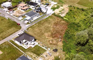 Investičný pozemok pre viacero RD, Šarišské Bohdanovce; 2.013 m2