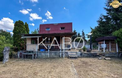 Pozemok s rekreačnou záhradnou chatkou v Nitre - 603 m2