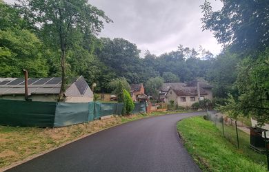 REALITY PROGRES PONÚKA RODINNÝ DOM, DOMČEK, CHATA a POZEMOK 1097m2 MYJAVSKÉ KOPANICE - HRAŠNÉ