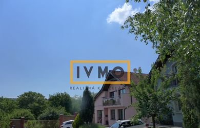Novostavba 6i. RD 250m2, TERASA, 2x PARKING, KLÍMA, ul. Pod Násypom, BA IV - Lamač v blízkosti (BIS) Britská škola v Dúbravke, pri Lamačskom kúpalisku