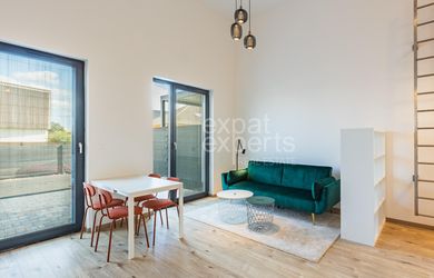 Krásny dizajnový 2,5i byt 58m2, terasa, záhrada, parking, OPÁL