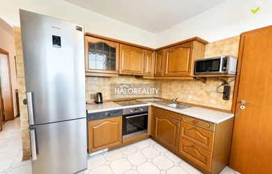 HALO reality - Predaj, štvorizbový byt Bratislava Ružinov, Trnávka, Studená