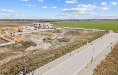 PLUS REALITY | Stavebné pozemky v meste Dunajská Streda - GARDEN TOWN na predaj!