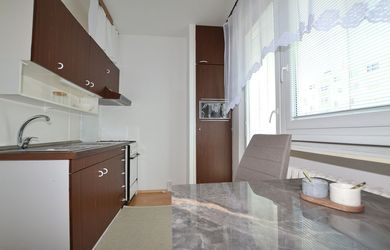 PRENAJATÝ  | zariadený 1 izbový byt s balkónom, Juh III