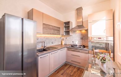 AB ESTATE/ 2-IZBOVÝ BYT NA SÍDLISKU V BANSKEJ BYSTRICI – 59 m²