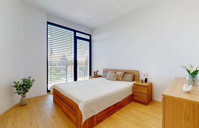 Moderný 3 izbový byt v centre mesta s terasou aj lodžiou a s garážovým státím