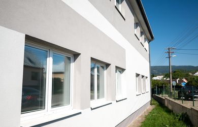 INVESTIČNÁ PRÍLEŽITOSŤ: NA PREDAJ CELÝ BYTOVÝ DOM (15 BYTOV)