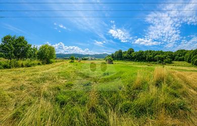 Stavebný pozemok na predaj 930 m², Belá-Dulice