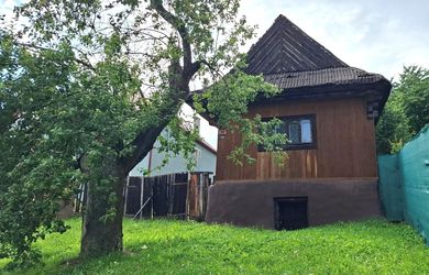 Drevenica na Liptove, pekný pozemok, IS, centrum Likavky