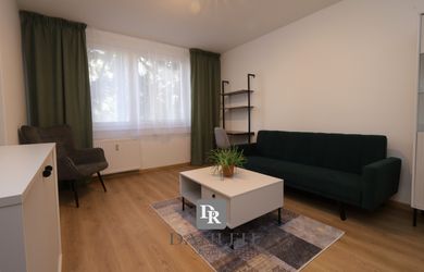DAHLEH-Na prenájom moderný, kompletne zrekonštruovaný 2-izbový byt v Ružinove