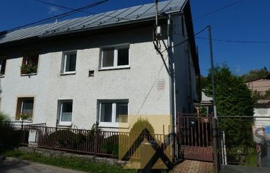 RK EXPRES - na predaj rodinný dom v Handlovej, ul. Pekárska.