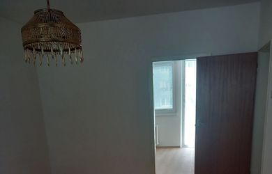 4-izb. byt, Sekurisova, Dúbravka, 3.p./4 s výťahom