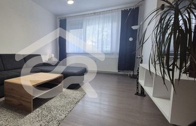 Na predaj 2 izbový byt po rekonštrukcii s klimatizáciou v Nitre !!!