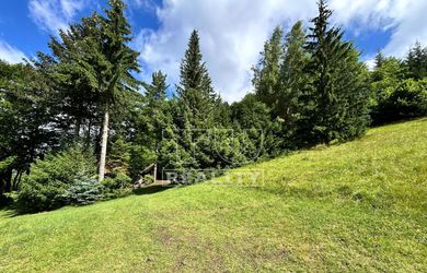 ZNÍŽENÁ CANA TUREALITY EXKLUZÍVNE | VÝNIMOČNÝ REKREAČNÝ POZEMOK 1 240 m² NA MALINÔ BRDE – PRIAMO PRI LYŽIARSKOM STREDISKU