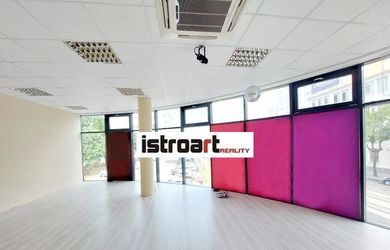 Prenajmeme admin. priestor v Bratislave Nové Mesto na Račianskej ulici.