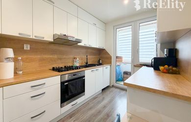 Kompletne zariadený 3-izbový byt s balkónom – Martin, Záturčie