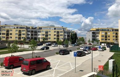 1-izb. byt v novostavbe s parkovacím státím, Bystrická ul.