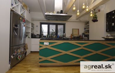4-izbový rodinný bungalov pri Horskom parku (od 01.10.2026)