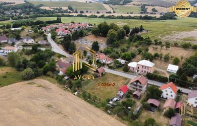 Stavebný pozemok s výmerou 1 026 m² v obci Podbranč.
