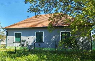 Na predaj útulný rodinný dom v blízkosti Dunaja v obci Kravany nad Dunajom