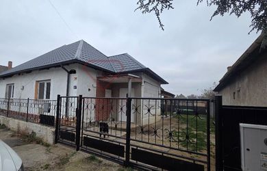 Na predaj 4 izbový RD s TOP dispozíciou v obci Neded