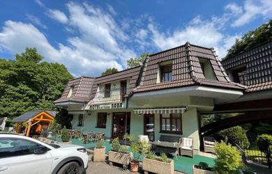 REB.sk Jedinečná investičná príležitosť ! Motel na vrchu Pezinská Baba
