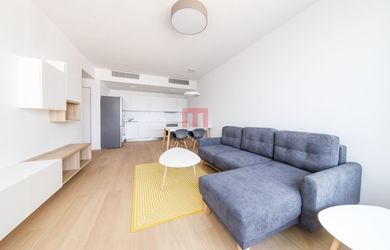 MIKELSSEN - SKY PARK - na prenájom priestranný 2 izbový byt s parkovacím miestom