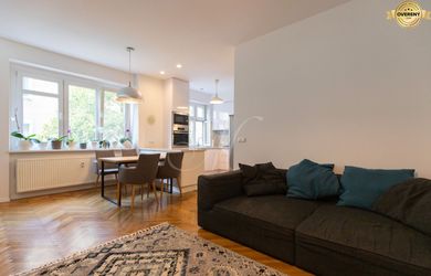 METROPOLITAN │Priestranný 3i byt s balkónom, Staré Mesto
