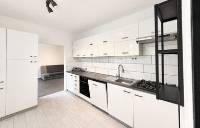 DIRECTREAL|Priestranný dvojizbový byt s výmerou 67 m² na prenájom - Šaľa, Bottova ulica- okamžite voľný