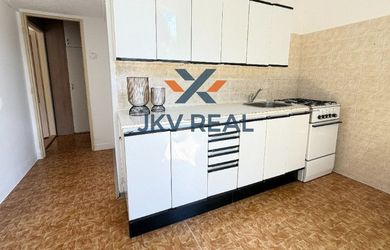 NA PREDAJ | 1,5-IZBOVÝ BYT S LOGGIOU | MICHALOVCE