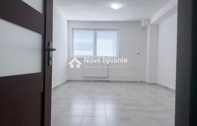 Prenájom: kancelária / prevádzkový priestor - (N106-26-DASE)