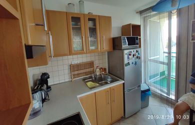Slnečný 2-izb. byt, Račianske mýto, lodžia, výhľad do parku